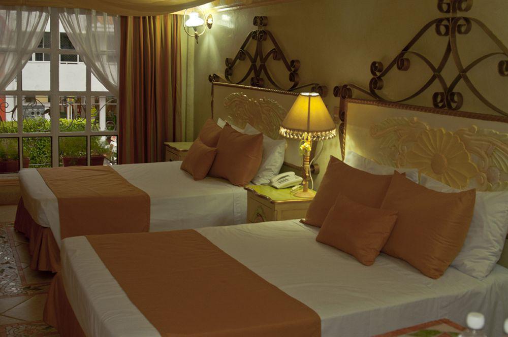 Villa Las Margaritas Plaza Cristal Халапа Экстерьер фото