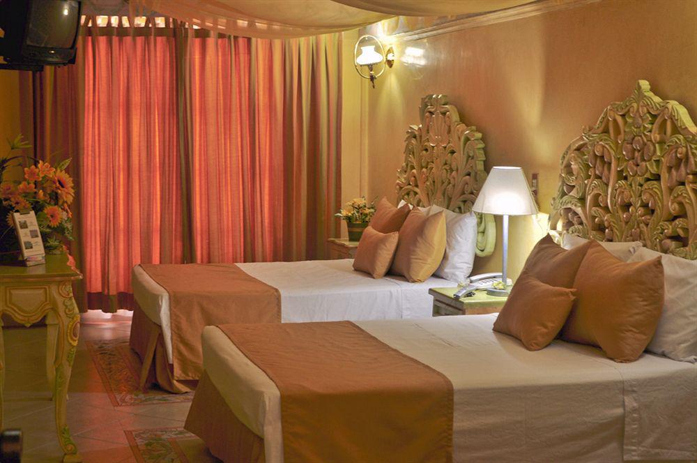 Villa Las Margaritas Plaza Cristal Халапа Экстерьер фото